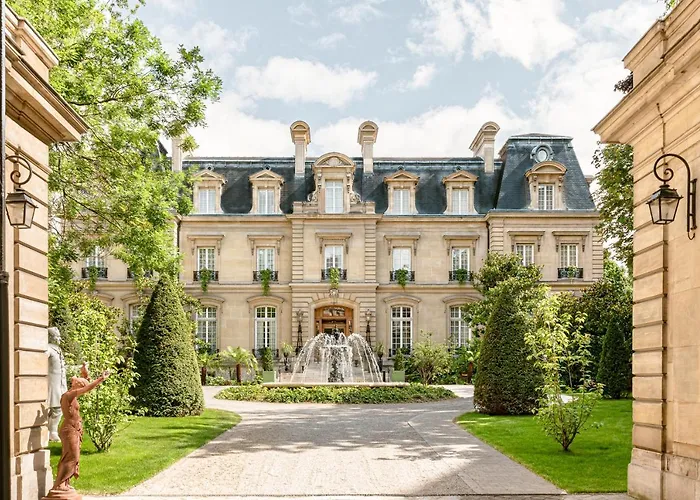 Les hôtels à Paris : les meilleures options d'hébergement dans la ville de l'amour