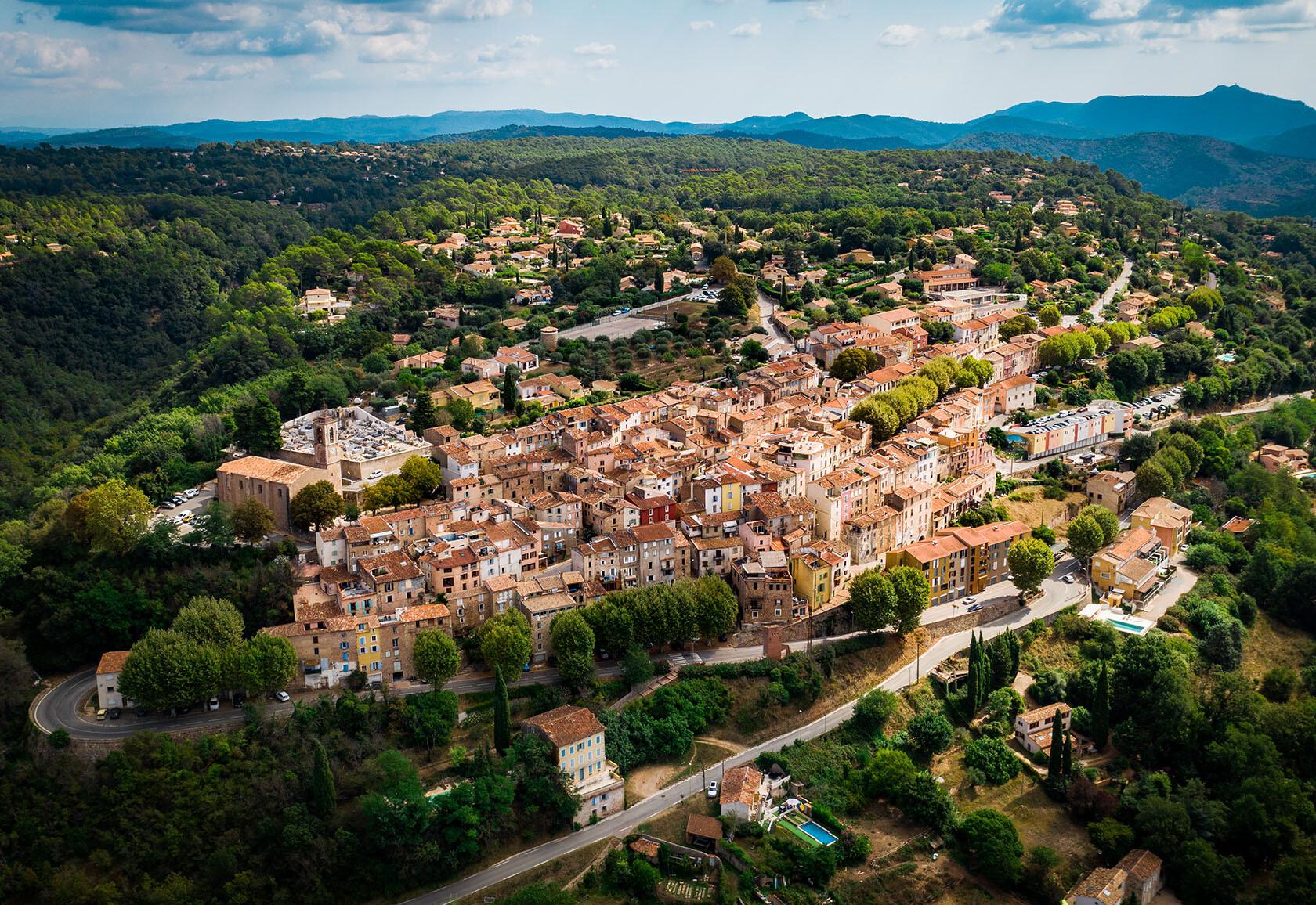 Découvrez les 9 Villages Perchés du Pays de Fayence
